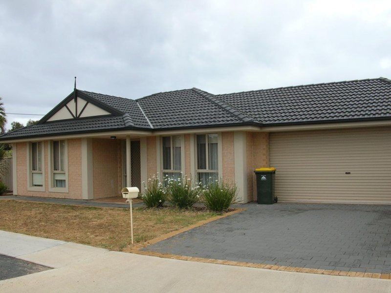 7 Wray Street, Park Holme SA 5043