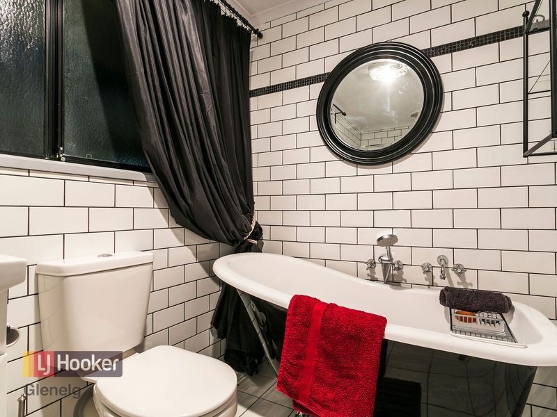 16 Westcliff Court, Marino SA 5049