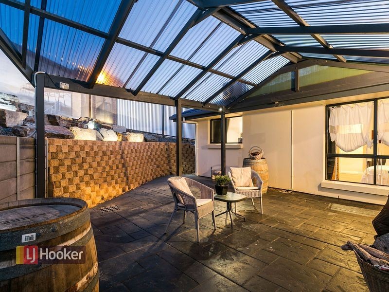 16 Westcliff Court, Marino SA 5049