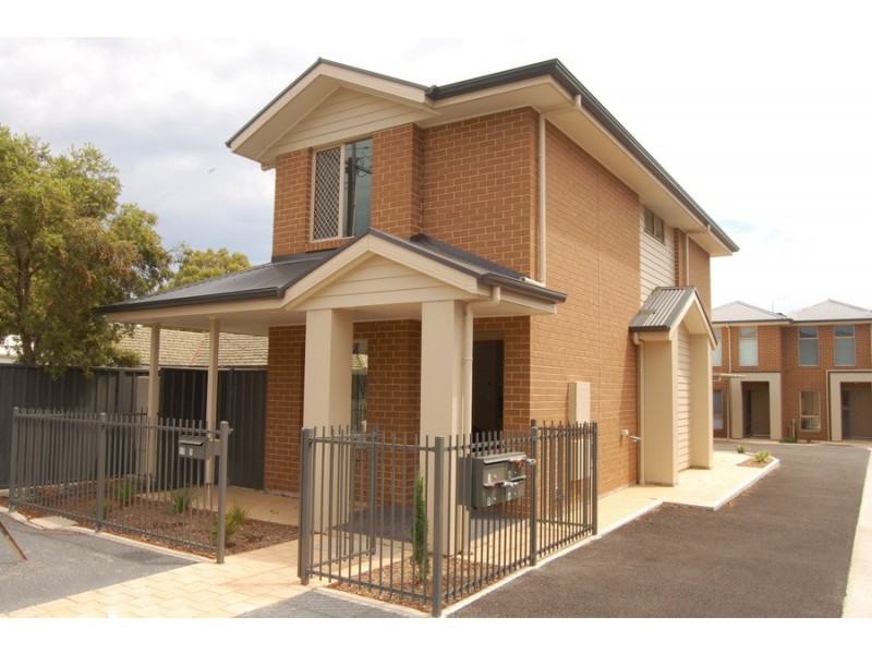 17 Gilbertson Avenue, Morphett Vale SA 5162