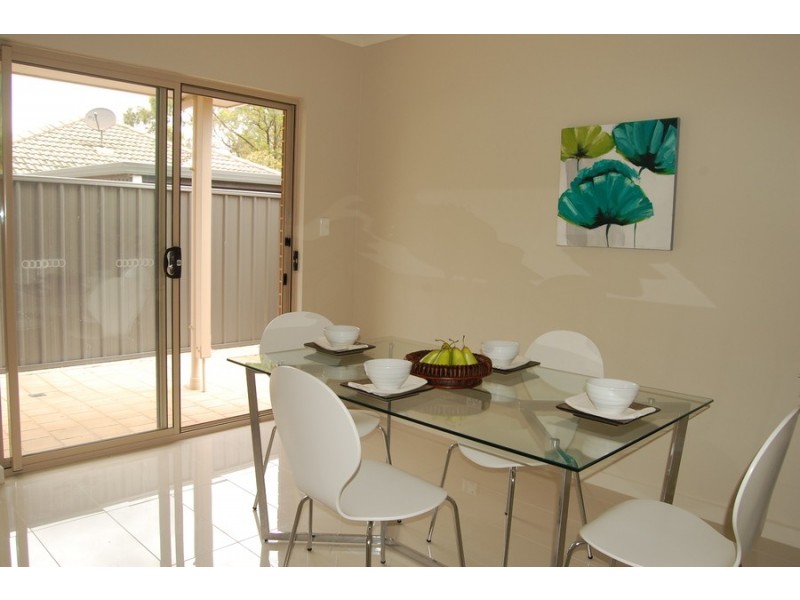 17 Gilbertson Avenue, Morphett Vale SA 5162