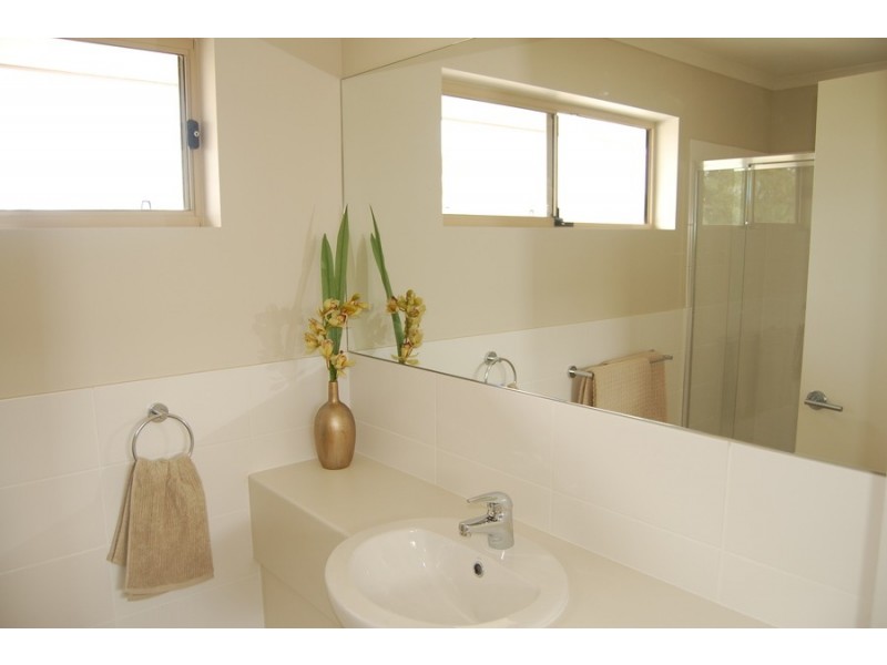 17 Gilbertson Avenue, Morphett Vale SA 5162