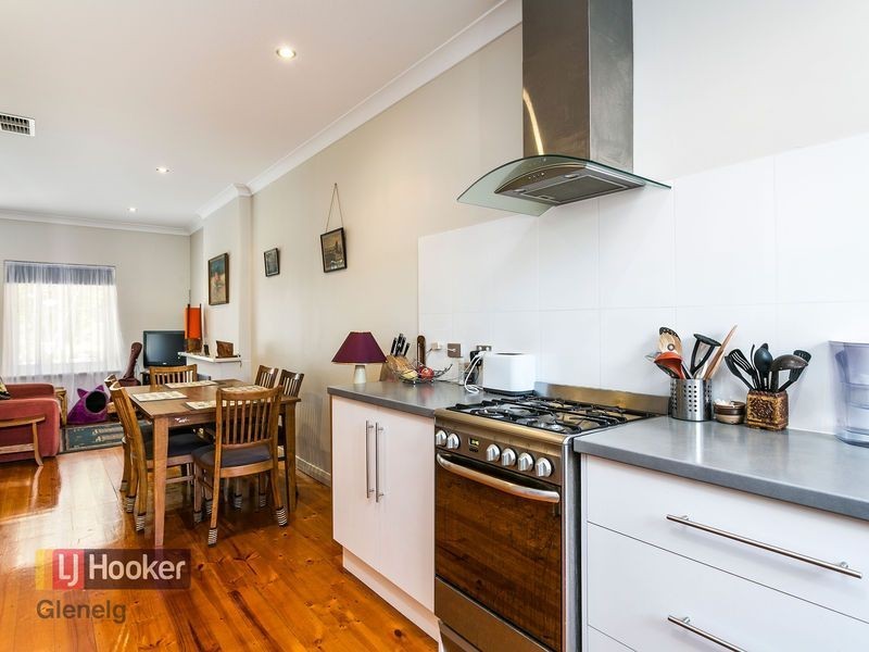 2/37 Aroha Terrace, Black Forest SA 5035