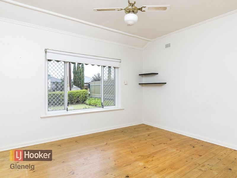 28 Nilpena Avenue, Park Holme SA 5043