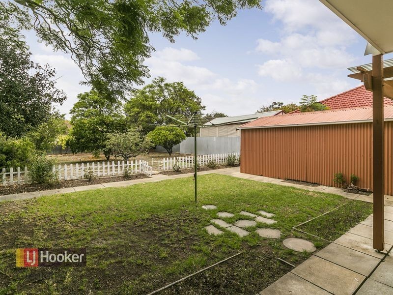 28 Nilpena Avenue, Park Holme SA 5043