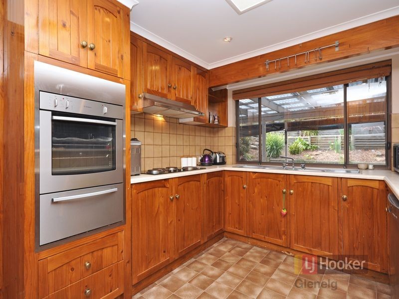 25 Banksia Road, Aberfoyle Park SA 5159