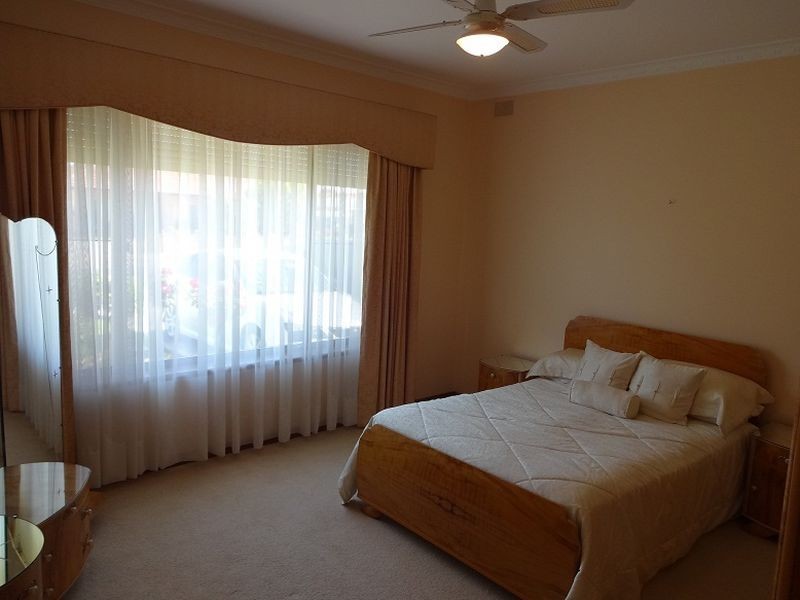 16 Fourth Avenue, Ascot Park SA 5043