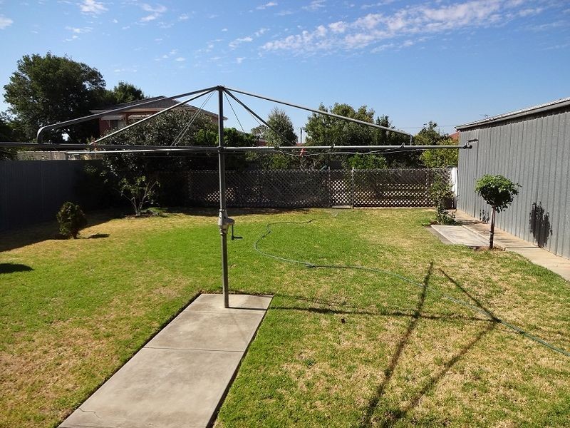 16 Fourth Avenue, Ascot Park SA 5043