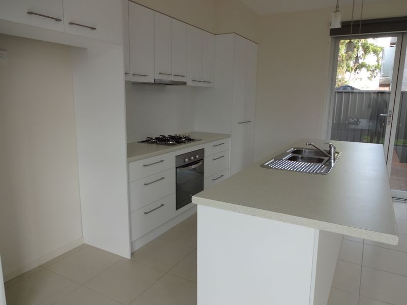 31 Sutton Ave, Seacombe Gardens SA 5047