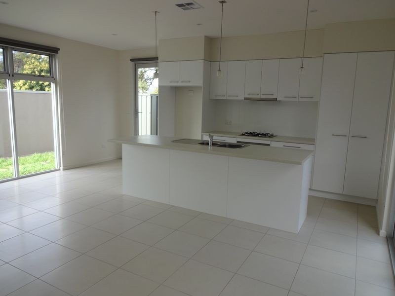 31 Sutton Ave, Seacombe Gardens SA 5047