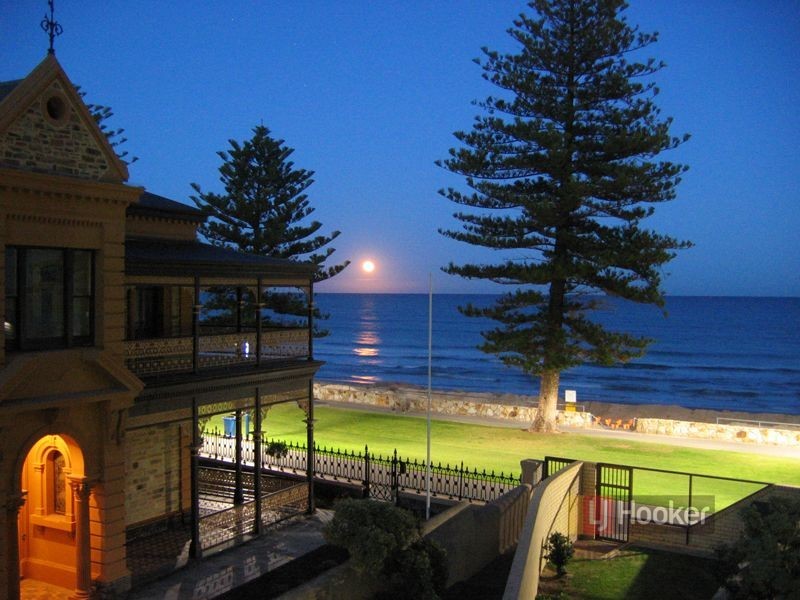 24/13 South Esplanade, Glenelg SA 5045