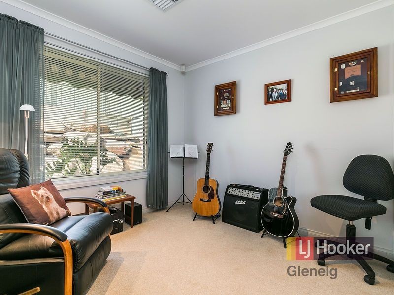 6 Annabelle Drive, Hallett Cove SA 5158