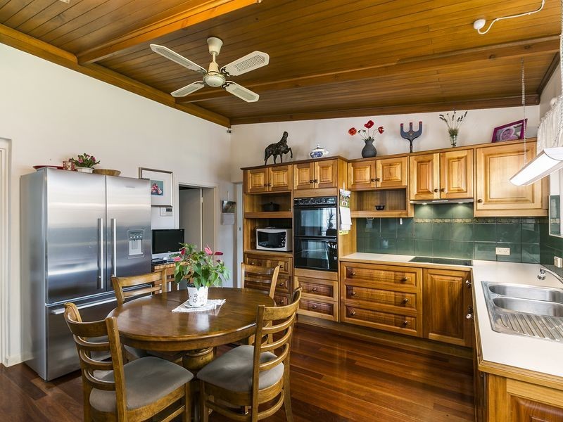 5 Ruthven Avenue, Glandore SA 5037