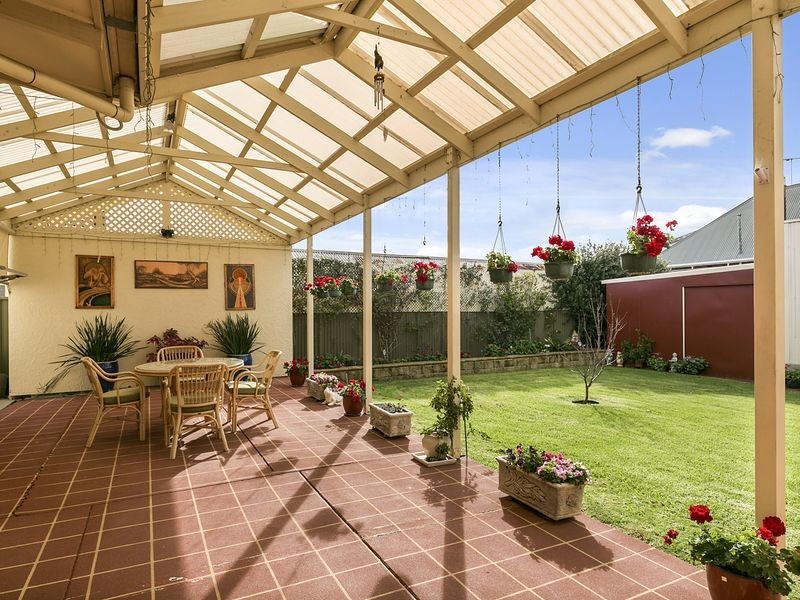 5 Ruthven Avenue, Glandore SA 5037