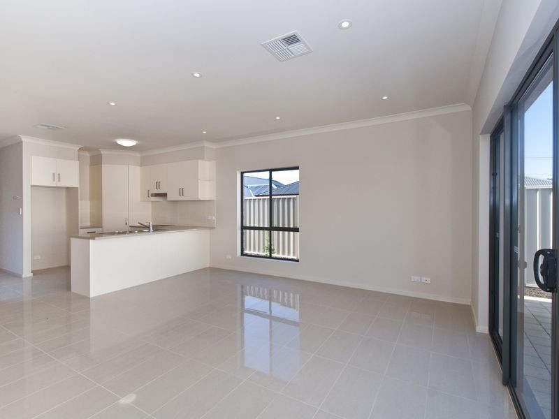 20 Inverall Ave, Sturt SA 5047