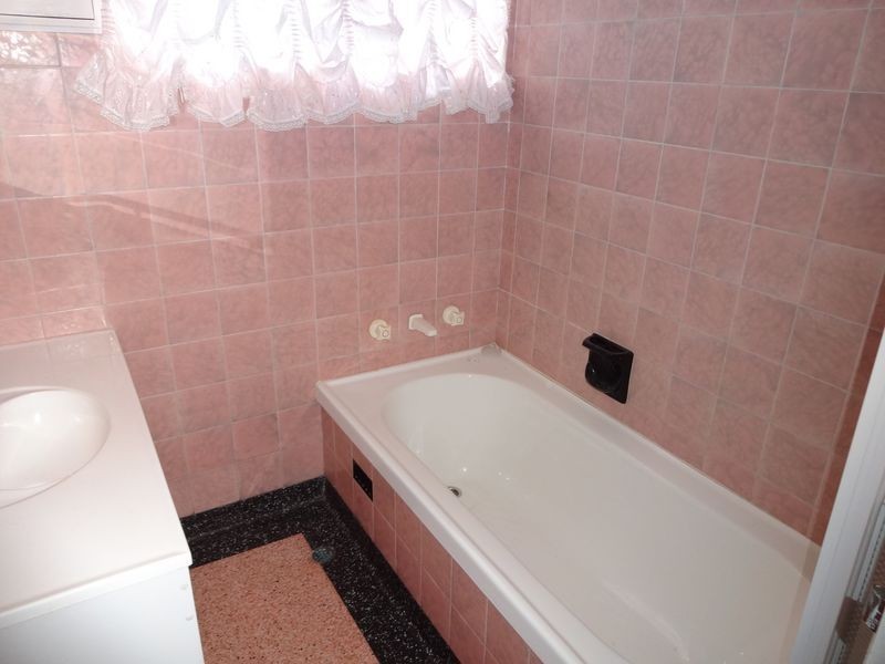 9 Orvieto Road, Seacliff Park SA 5049