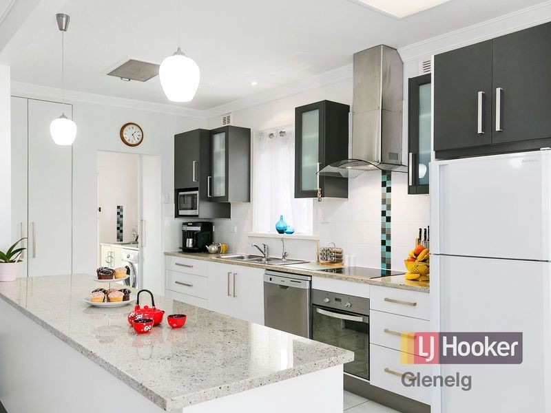 64 Oaklands Road, Somerton Park SA 5044