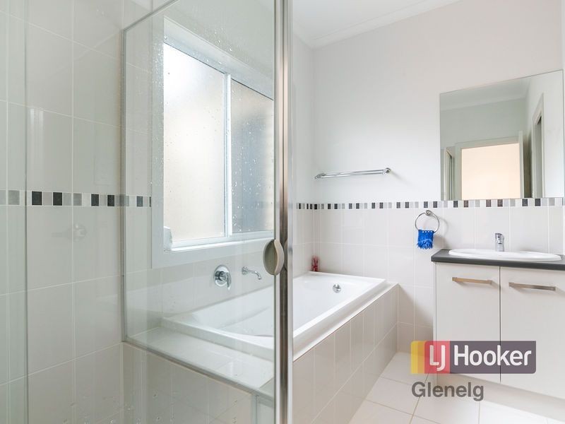 24 Shetland Avenue, Marion SA 5043
