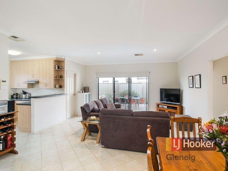 5 Third Avenue, Warradale SA 5046