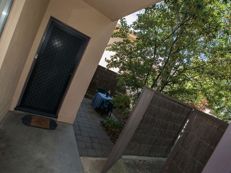 5/1a Hartland Ave, Black Forest SA 5035