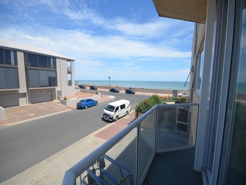 2/41 South Esplanade, Glenelg South SA 5045