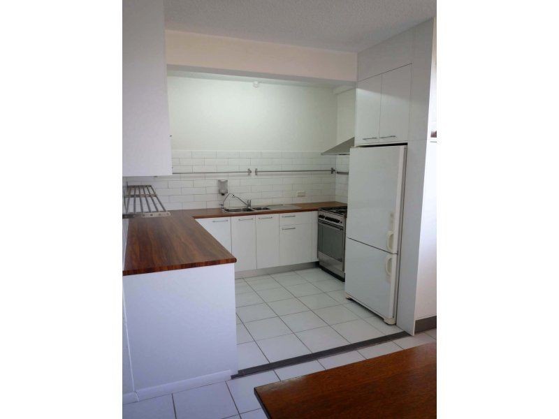 2/41 South Esplanade, Glenelg South SA 5045