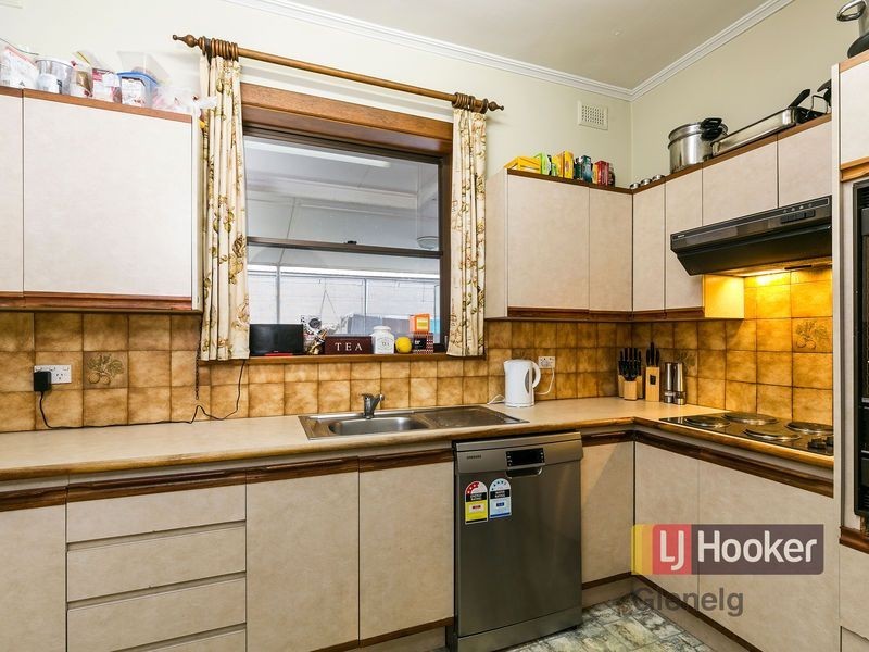 6 Penong Avenue, Camden Park SA 5038