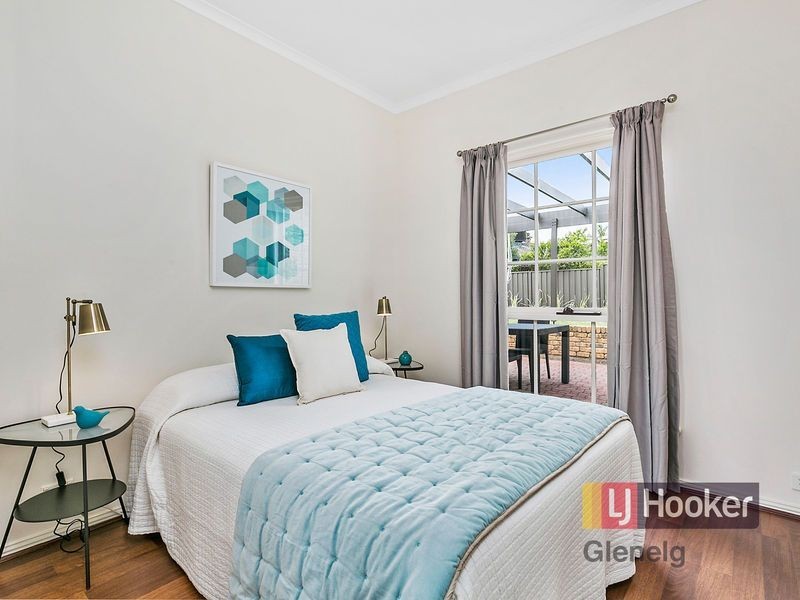 39 Rogana Crescent, Hallett Cove SA 5158