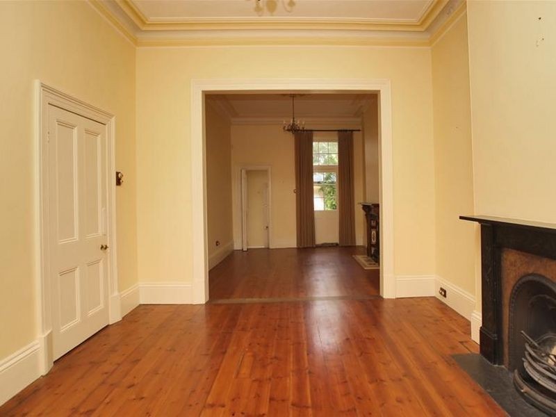 17 St Johns Row, Glenelg SA 5045