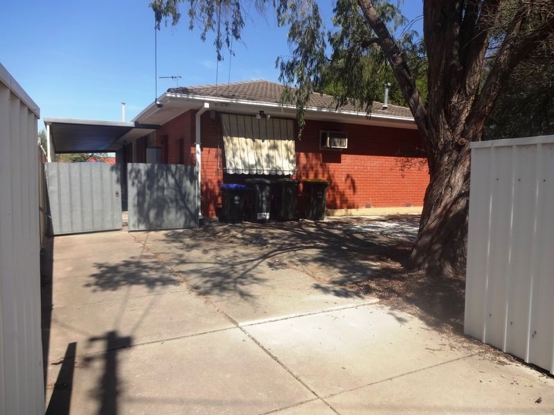 8 Sando Street, Findon SA 5023