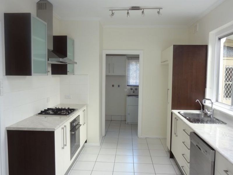 28 Oaklands Road, Somerton Park SA 5044