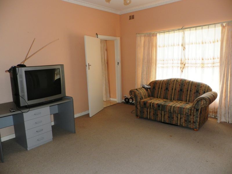 26 East Avenue, Black Forest SA 5035