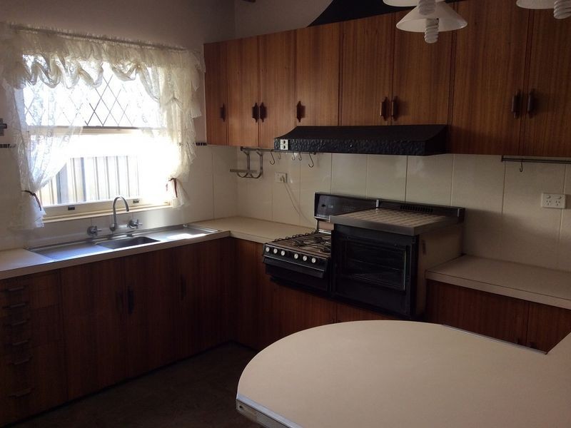 1a Winton Avenue, Warradale SA 5046