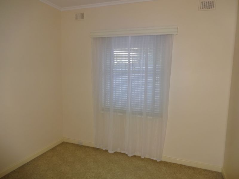 50 Avenue Road, Cumberland Park SA 5041