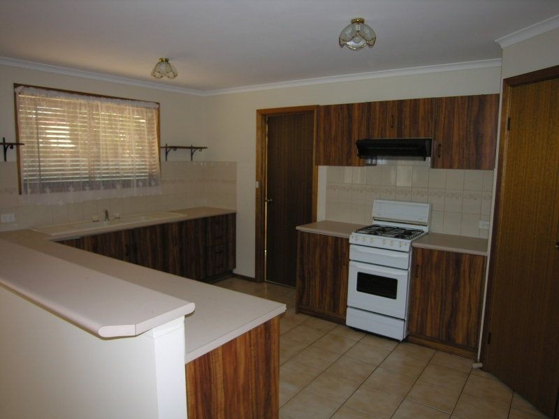 21 Houston Court, Evanston SA 5116