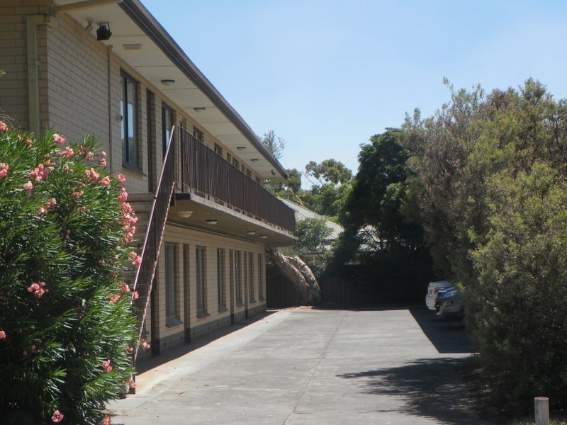 2/64 Forest Avenue, Black Forest SA 5035