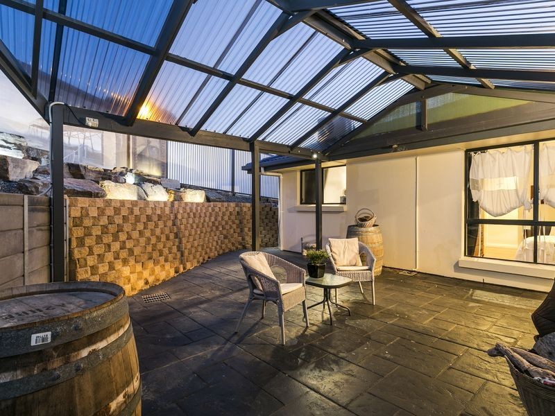 16 Westcliff Court, Marino SA 5049