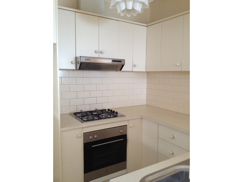 11 Clarence Street, Hilton SA 5033