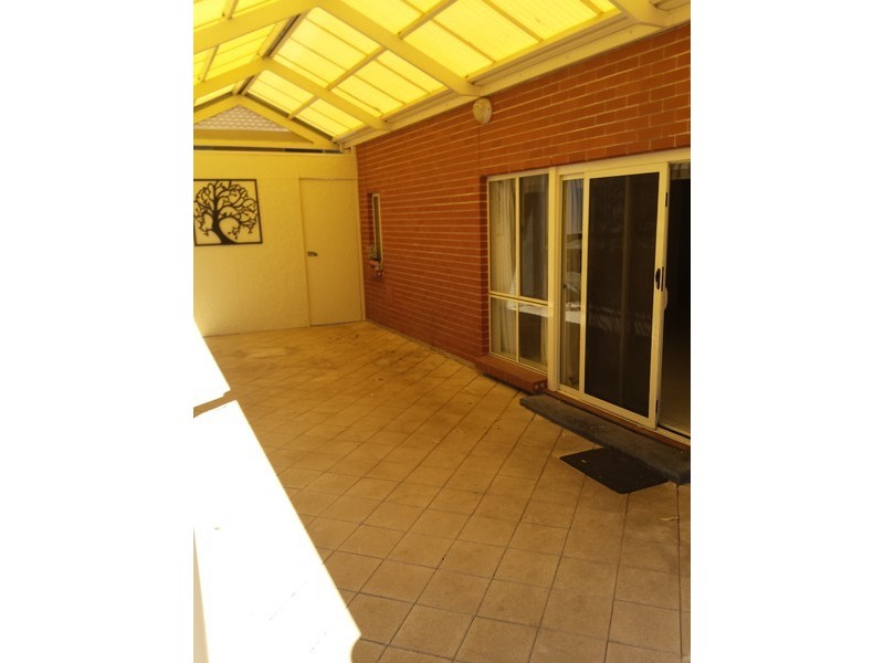 39 Tobin Crescent, Woodcroft SA 5162