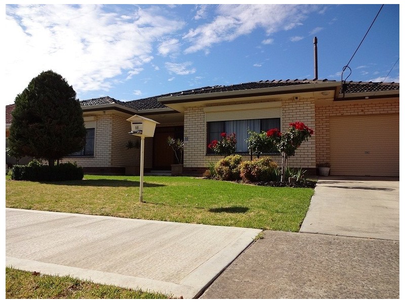 16 Fourth Avenue, Ascot Park SA 5043