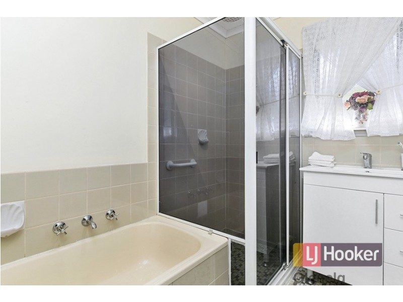 23 Owen Court, Christie Downs SA 5164