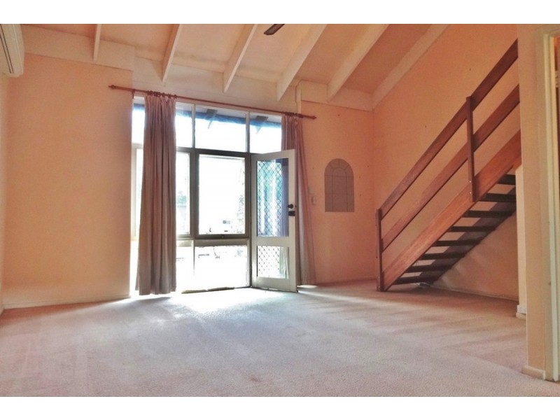 10/4 Fisher Street, Felixstow SA 5070