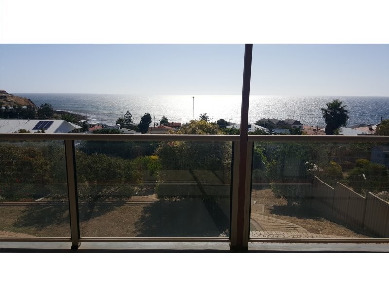 9 Seaview Road, Hallett Cove SA 5158