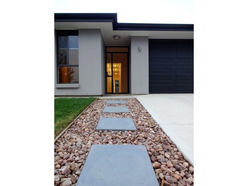 26a Capeview Crescent, Hackham SA 5163