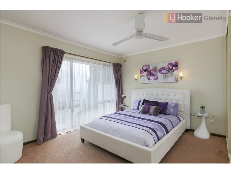 18 Mayflower Crescent, Hallett Cove SA 5158