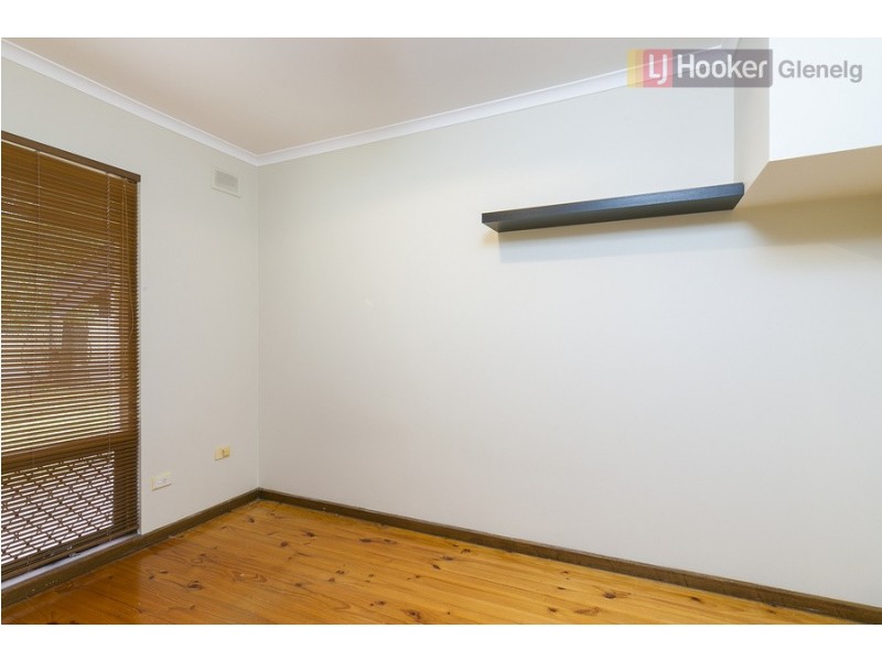 18 Mayflower Crescent, Hallett Cove SA 5158