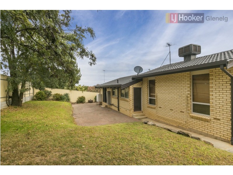 18 Mayflower Crescent, Hallett Cove SA 5158