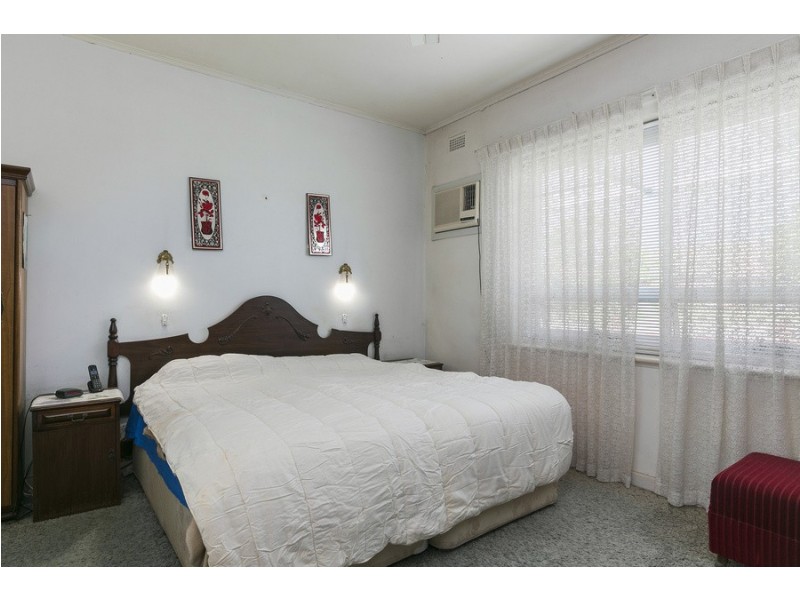 8 Newhaven Avenue, Glenelg North SA 5045