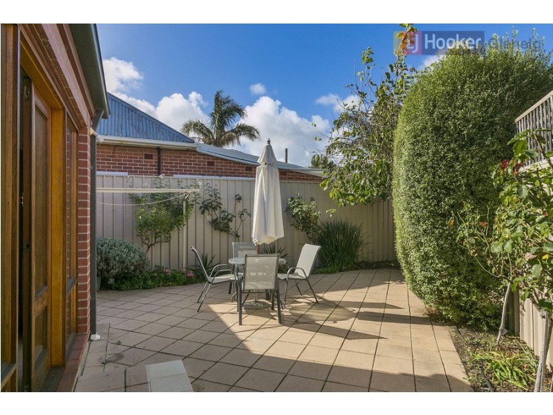 2A Young Street, Glenelg East SA 5045