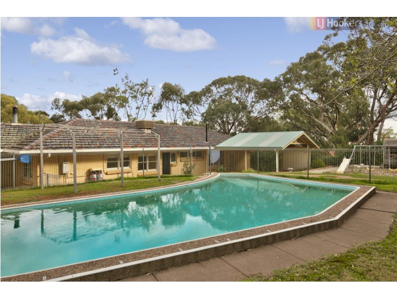 6 Yalpara Street, Eden Hills SA 5050